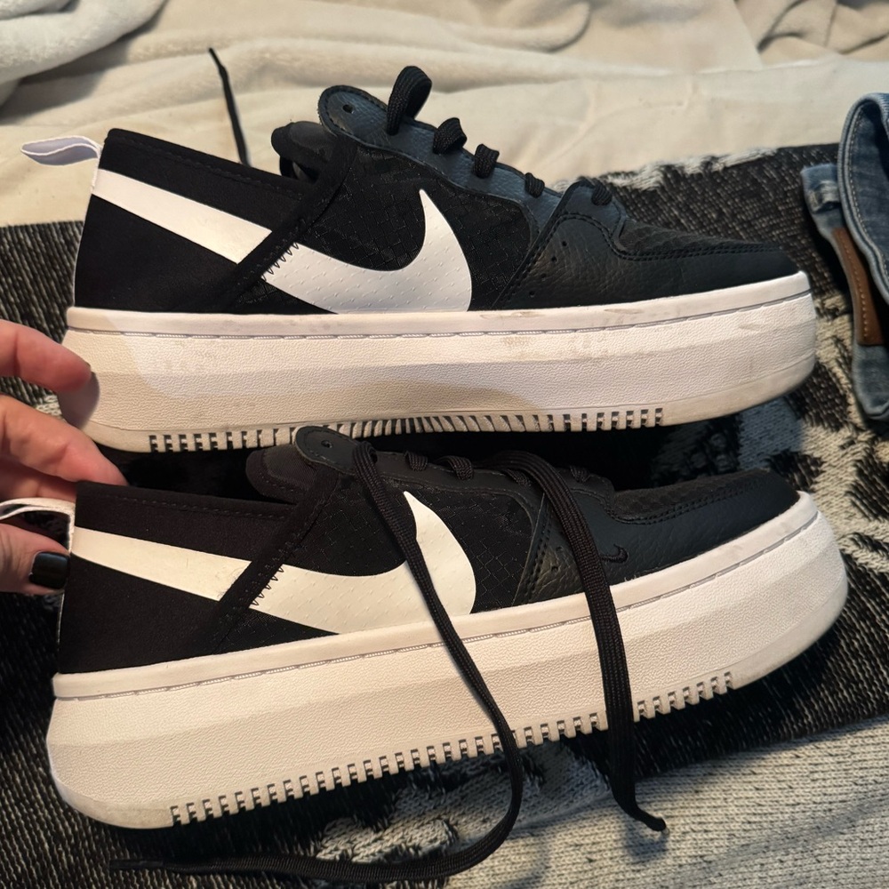 WMNS Nike Court Vision Alta TXT